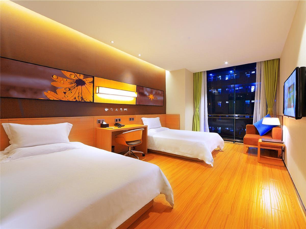 Iu Hotel Ruoyang Yiyang Wenhua Road Dış mekan fotoğraf