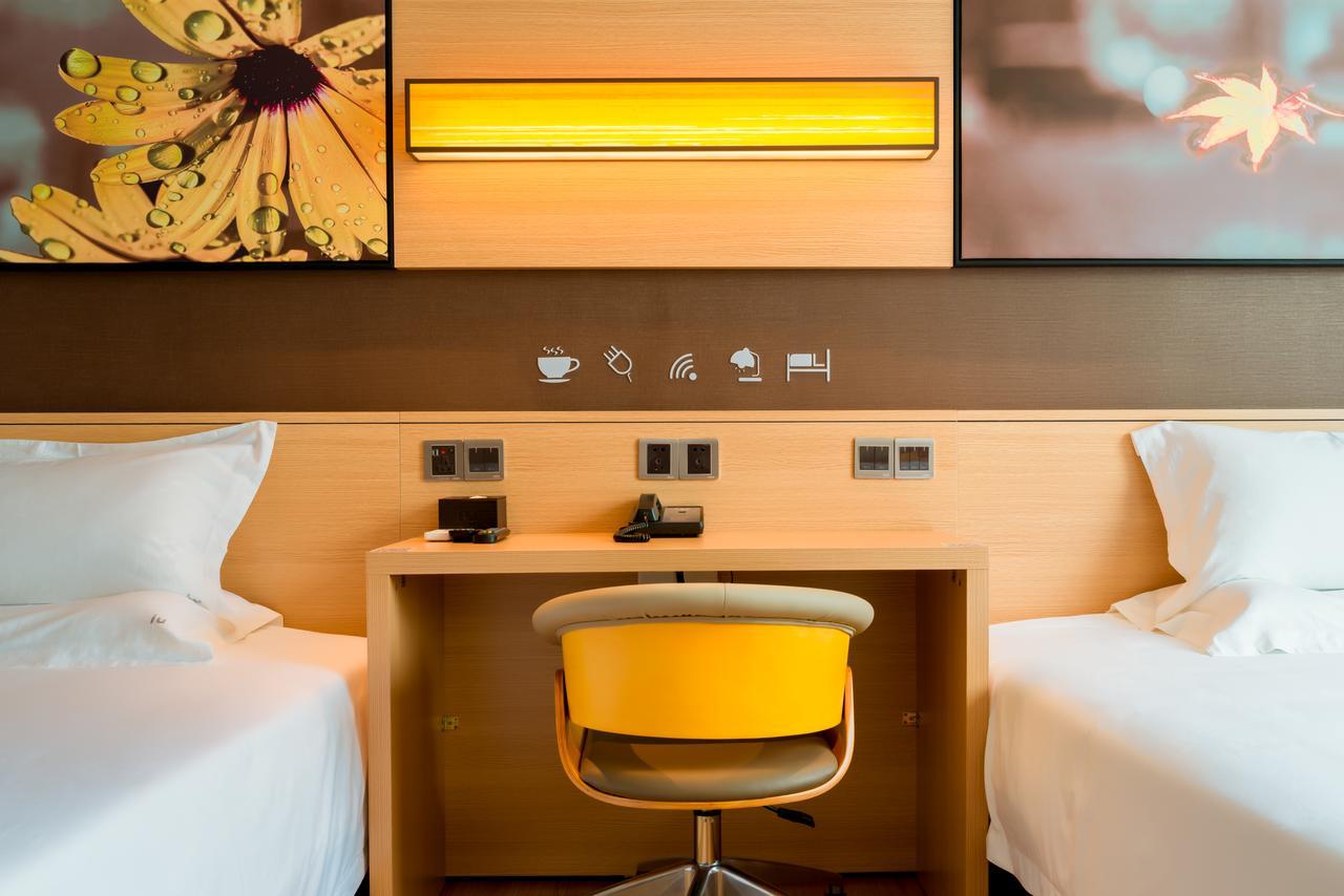 Iu Hotel Ruoyang Yiyang Wenhua Road Dış mekan fotoğraf